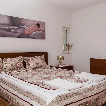 Amendoeiras By Interhome فيلة Estevais