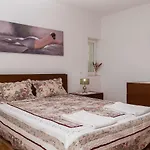Amendoeiras By Interhome Villa Estevais