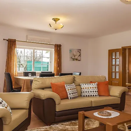 Amendoeiras By Interhome Estevais